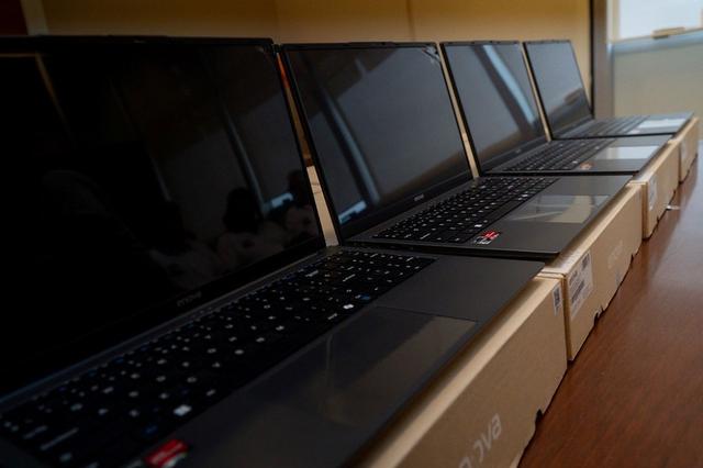 Treinta y tres cooperativas sanjuaninas sumaron notebooks para mejorar su gestión