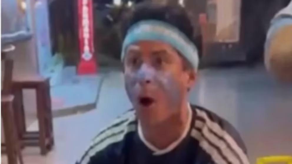 Ordenaron detener a un argentino por un presunto gesto racista en la semifinal del Mundial