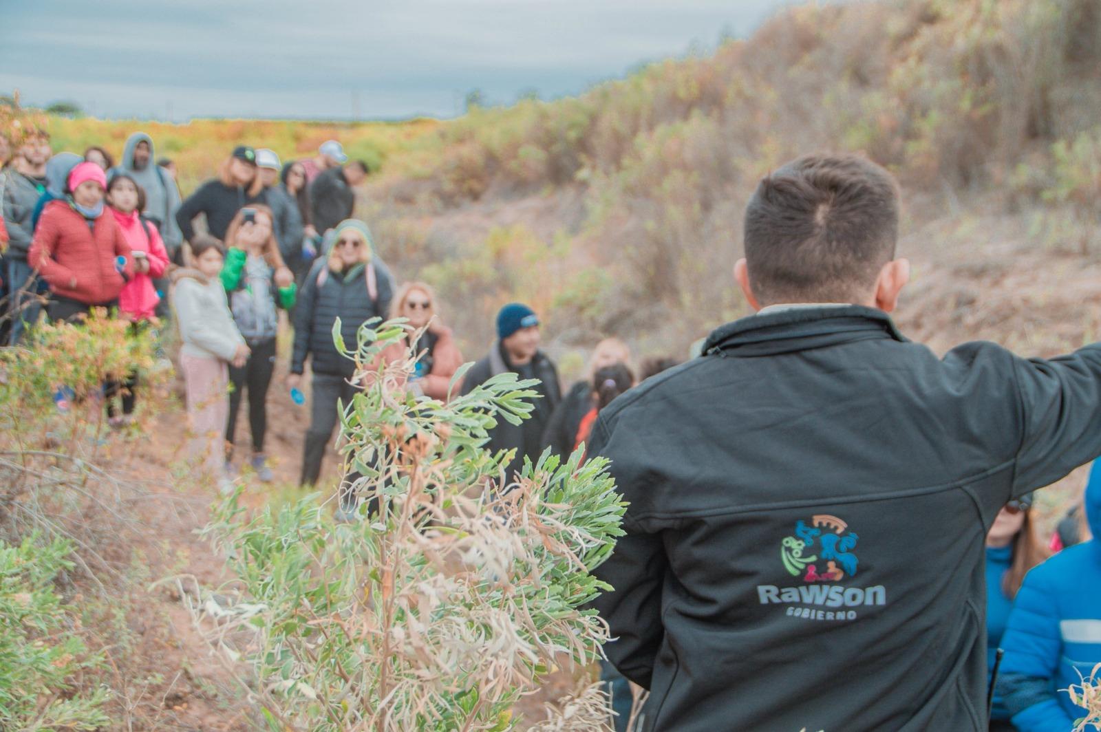 Rawson propone una salida distinta entre campo, dunas y cerro