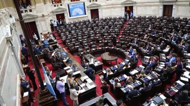 Diputados dio luz verde a la “Ley Hojarasca” y el Gobierno festeja su primer gran triunfo