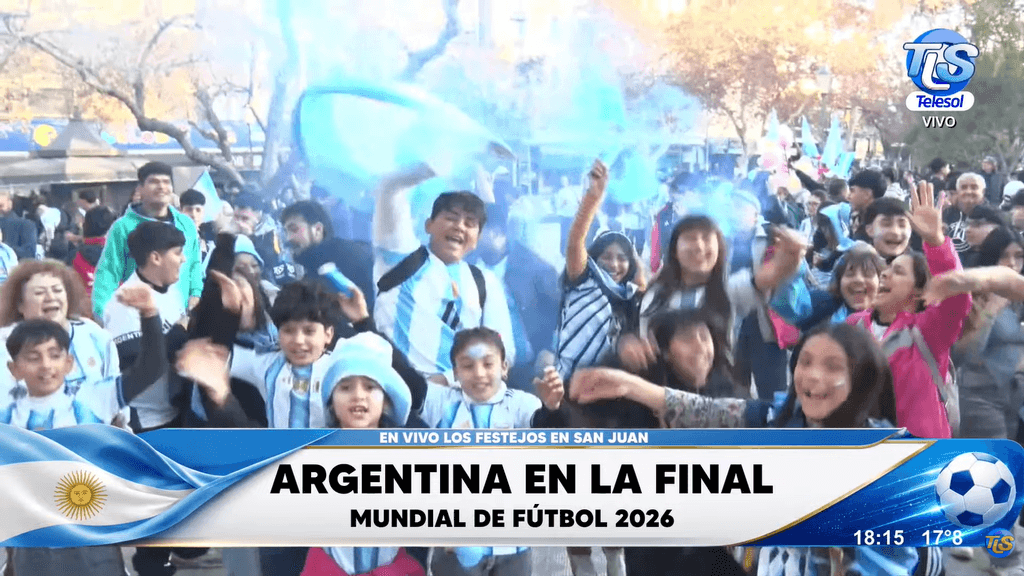 La Plaza 25 de Mayo se llenó de hinchas y la ciudad vibró por el pase de Argentina a la final