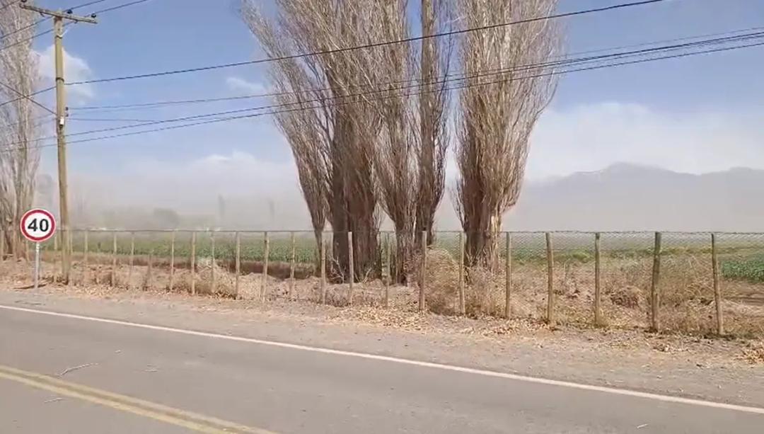 San Juan inicia el invierno con advertencias por viento Zonda en la cordillera