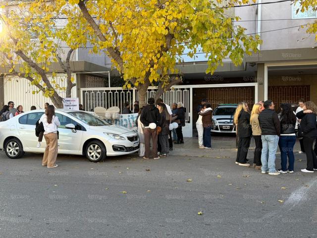 Nueva jornada por la muerte de Lucía Rubiño volvió a reunir reclamos frente a Flagrancia