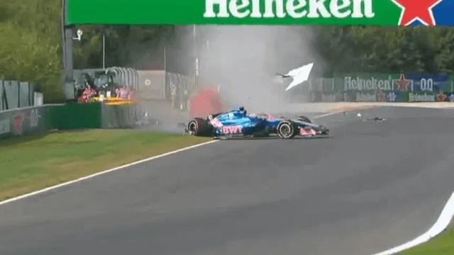 Gasly terminó contra las protecciones en Spa y Alpine cerró la FP2 con daños severos