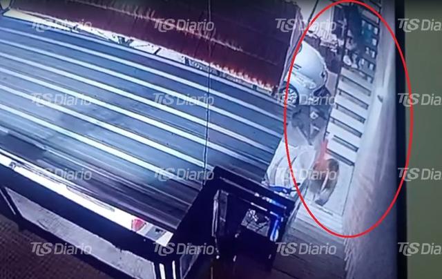 Detuvieron a un hombre en Rivadavia tras tirar por las escaleras a su pareja embarazada