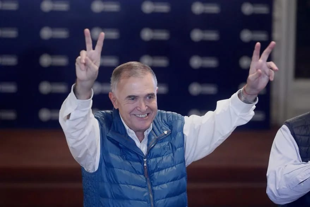 Jaldo ratificó en Tucumán el desdoblamiento electoral y anticipó su fórmula con Acevedo