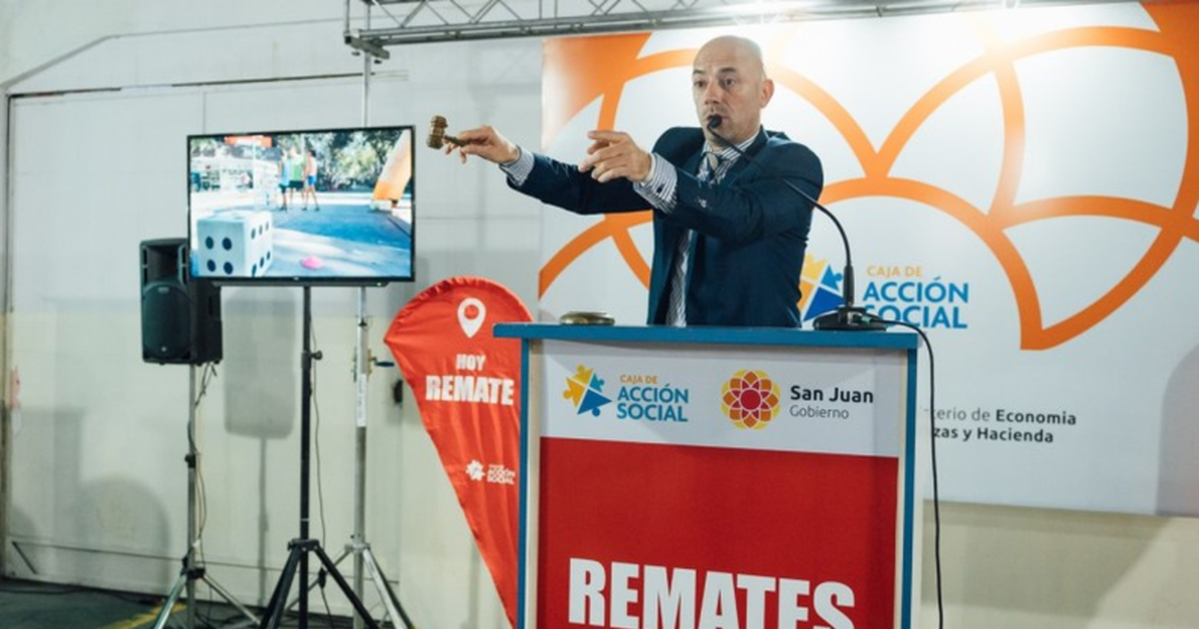 La Caja de Acción Social pondrá en remate 19 lotes de vehículos municipales
