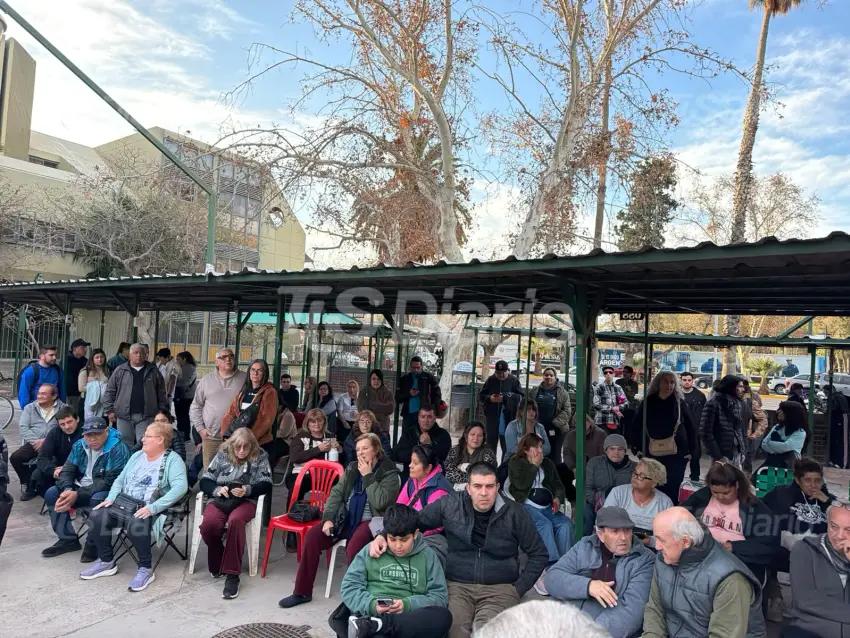 Integrantes de la Feria de las Pulgas rechazan la mudanza y piden sostener su ubicación actual