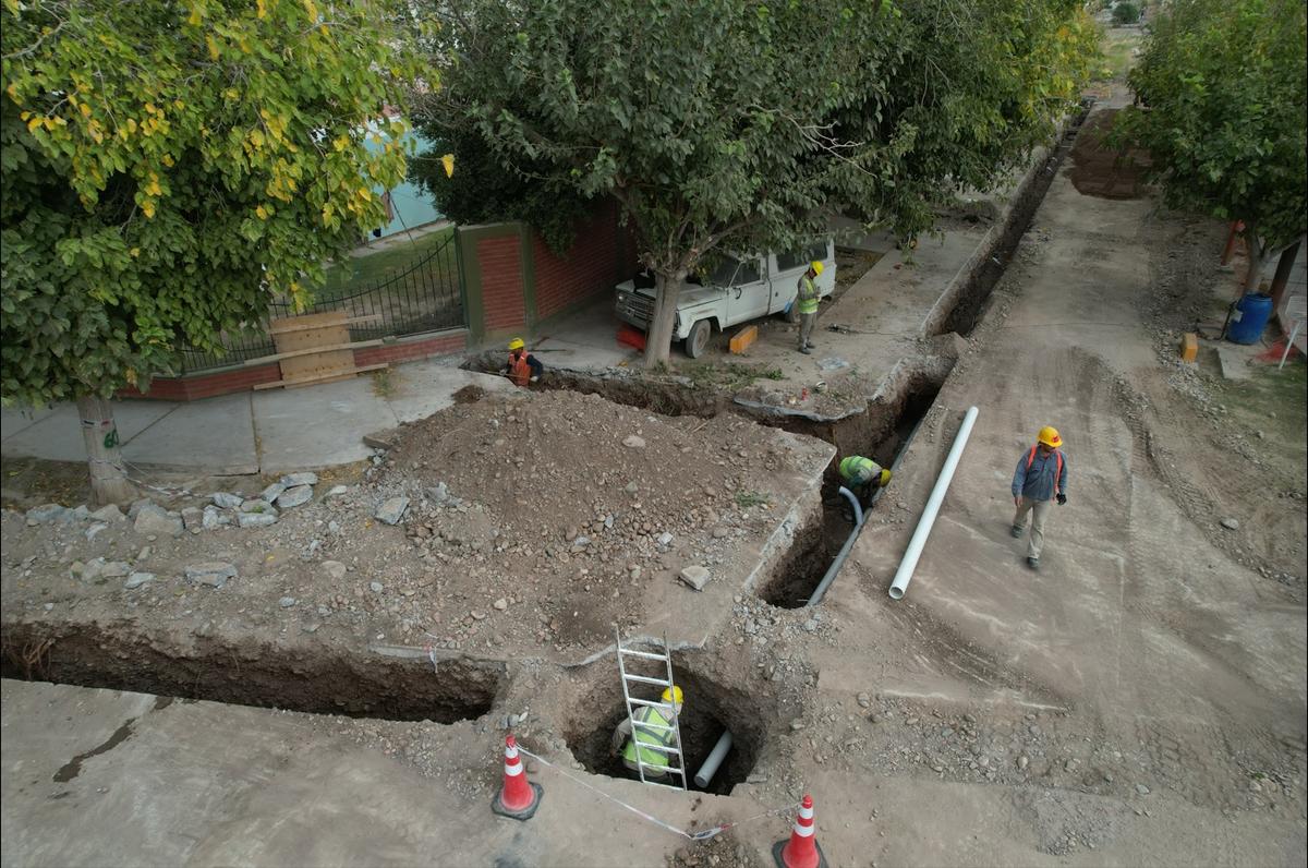 Dos días con corte total en una esquina clave de Capital por obras cloacales