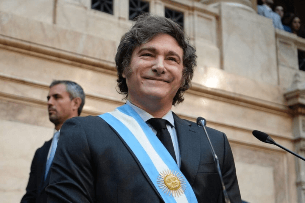 Milei confirmó que buscará la reelección en 2027 y aseguró que ya definió a su compañero de fórmula