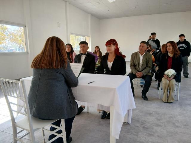Rivadavia registró el primer casamiento en su nueva sede del Registro Civil