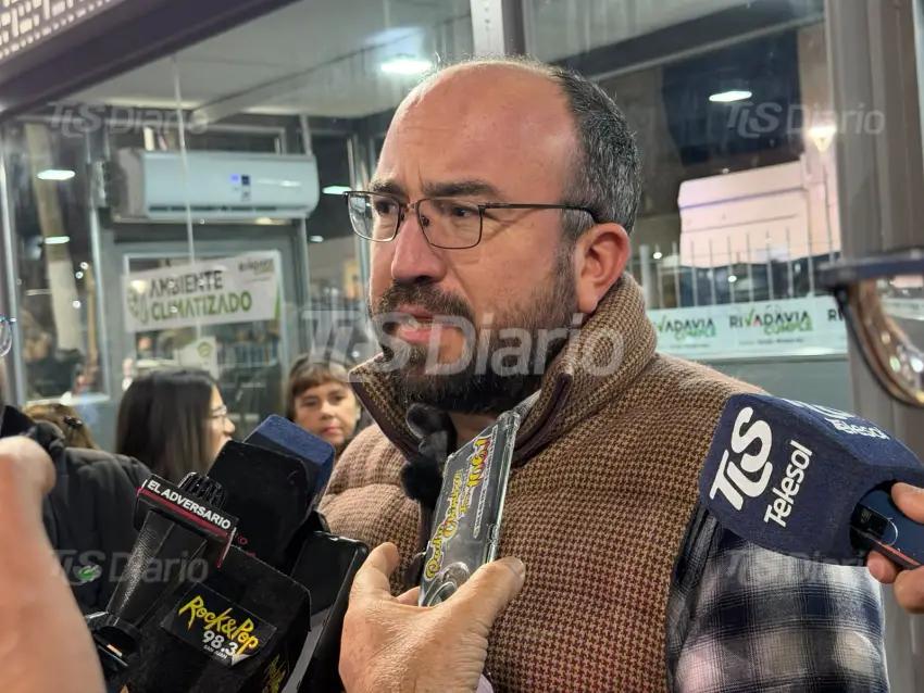Rivadavia habilitó una parada de colectivos climatizada y fijó la fecha para festejar el Día del Niño