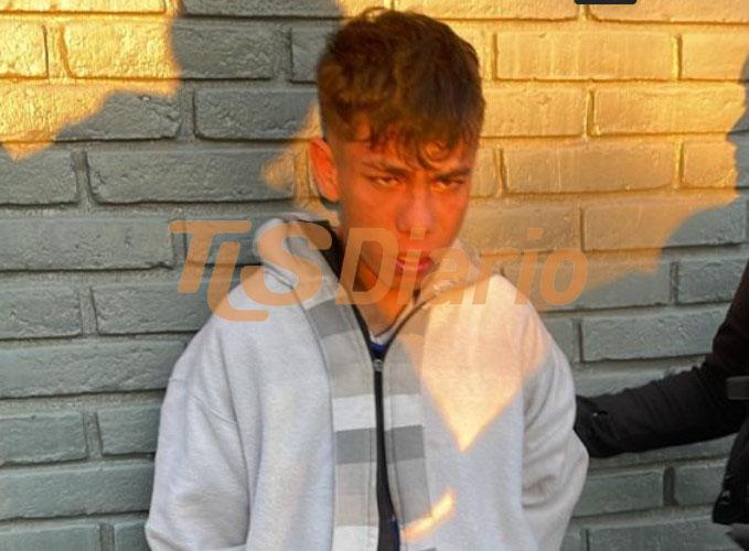 Un joven fue retenido en Rawson tras intentar sustraer un estéreo de un auto