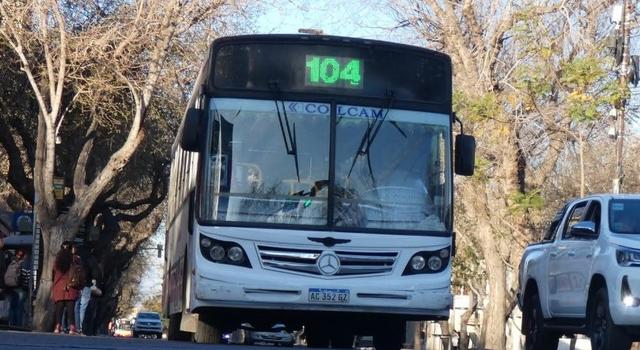 El Gobierno respondió a los empresarios del transporte y aseguró que no mantiene deudas con las empresas