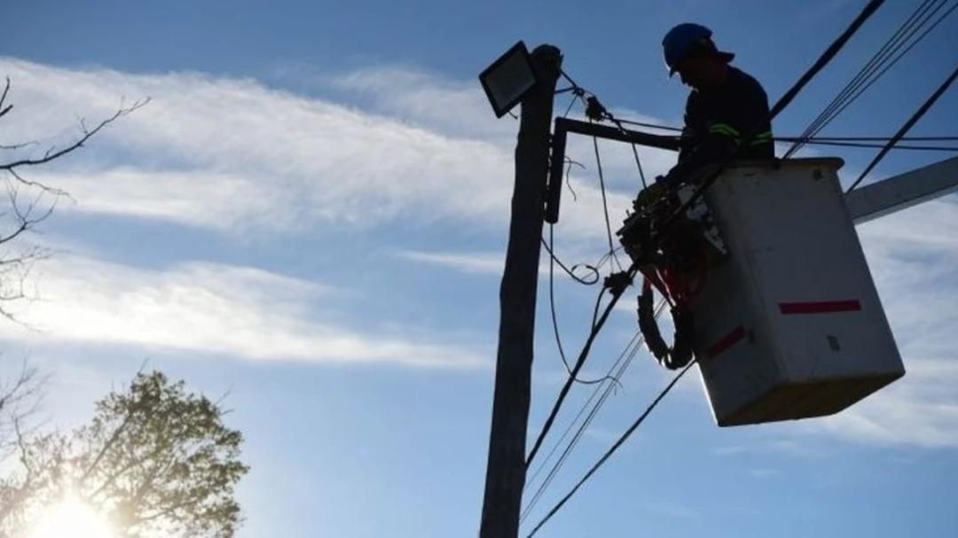 Naturgy difundió pautas de seguridad por el aviso de vientos intensos en la provincia