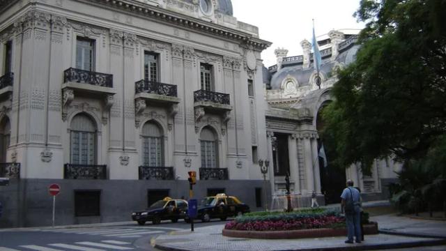 La Cancillería difundió recomendaciones para argentinos que viajarán a la Copa del Mundo