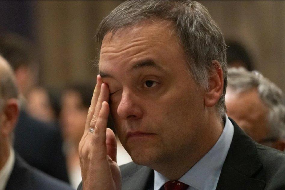 Adorni define su declaración patrimonial mientras el Gobierno busca cambiar la agenda
