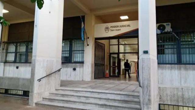 Condenan a una sanjuanina a tres años de prisión condicional por material de abuso sexual infantil