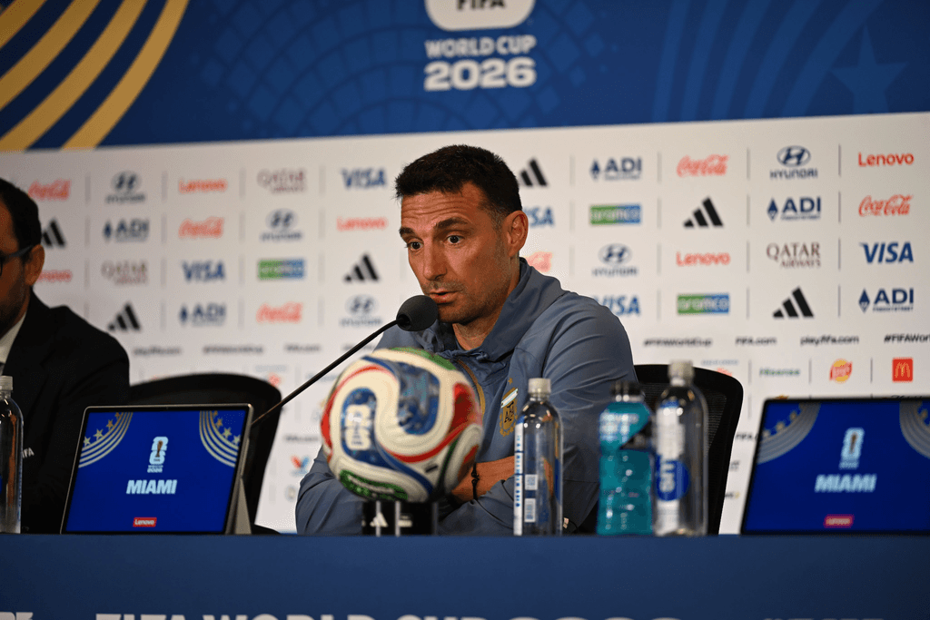 Scaloni valoró la reacción argentina tras un cruce exigente ante Cabo Verde