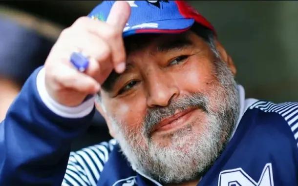 El masajista de Maradona relató la última frase que le dijo antes de morir: "Ya está"