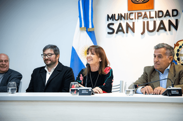 La Capital avanzó con la normalización documental de entidades vecinales