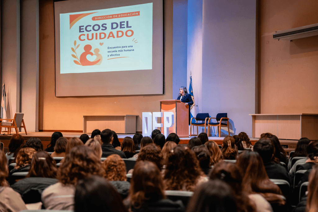 Más de 600 docentes se sumaron a una jornada clave sobre convivencia y emociones