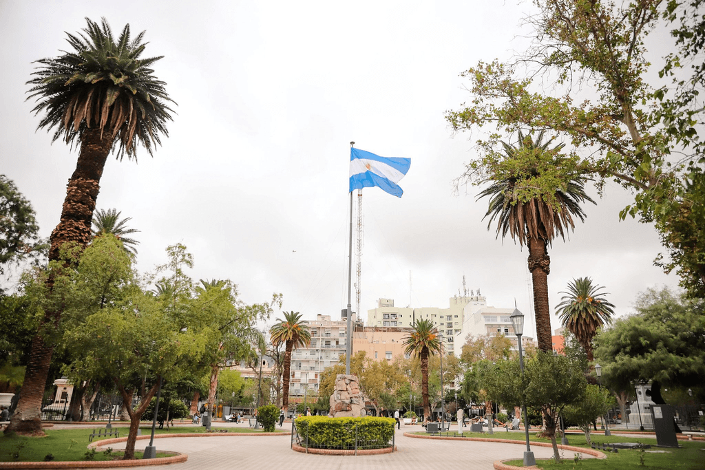 El 25 de Mayo llega con clima ideal para el desfile en el centro sanjuanino