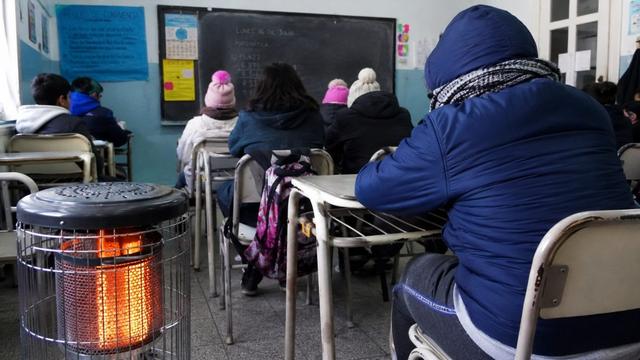 Por el frío extremo, Mendoza suspendió las clases