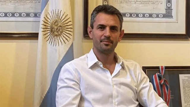 Martín Menem reclamó bajar la exposición de las diferencias internas y respaldó a Milei