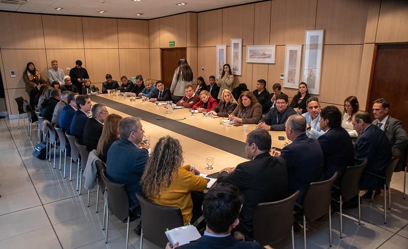 El Gobierno llevó a la Cámara su plan para salir a buscar financiamiento afuera