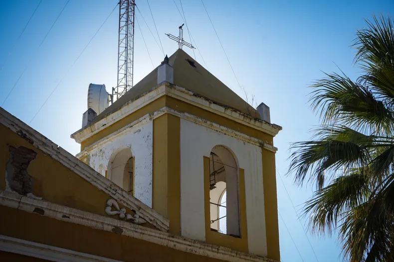 La vieja capilla de Villa Mercedes sigue en la mira y el Gobierno busca una salida
