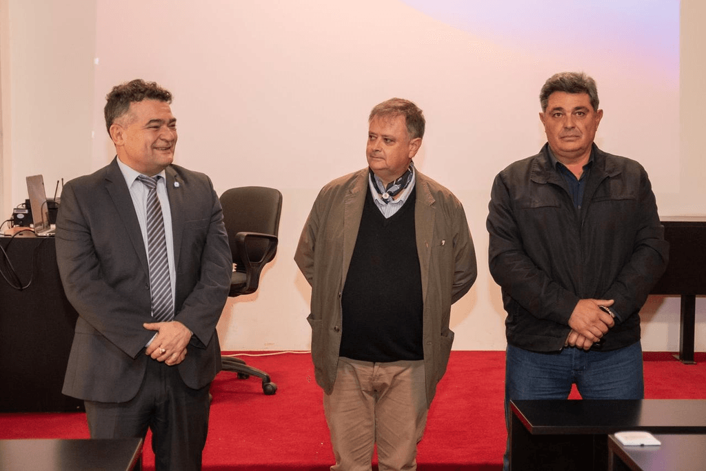 Impulsan en la provincia el uso de minerales para mejorar la producción del campo