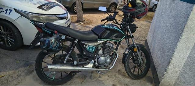 Recuperaron una moto robada y detuvieron a un hombre tras una persecución en Capital