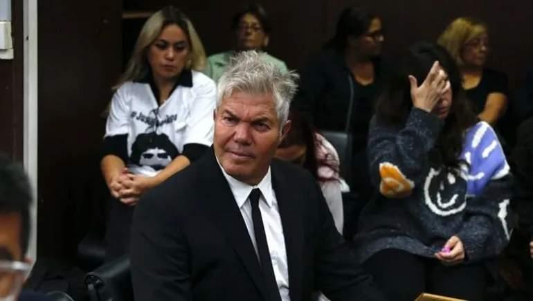Burlando fue al frente y pidió arrestar a una testigo en la causa Maradona