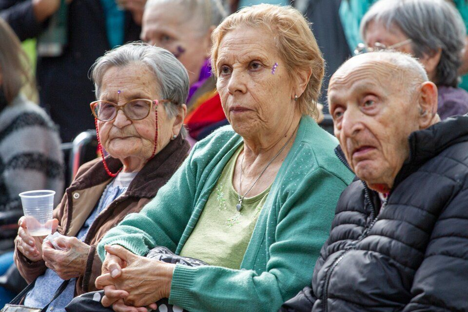 Los haberes más altos ganaron terreno, pero la mínima sigue golpeada