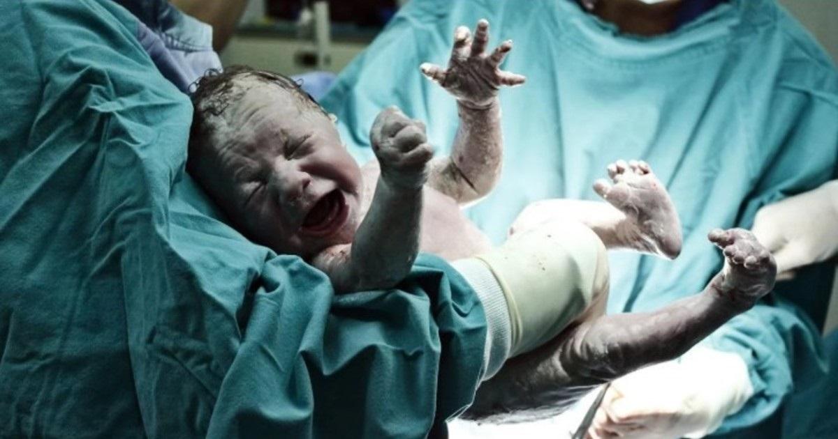 "La fertilidad hay que cuidarla desde edades tempranas": la advertencia de un especialista ante los cambios sociales y demográficos