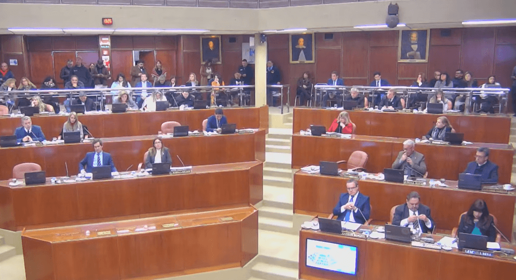 La Legislatura dio sanción definitiva a la norma que impulsa el desarrollo minero local