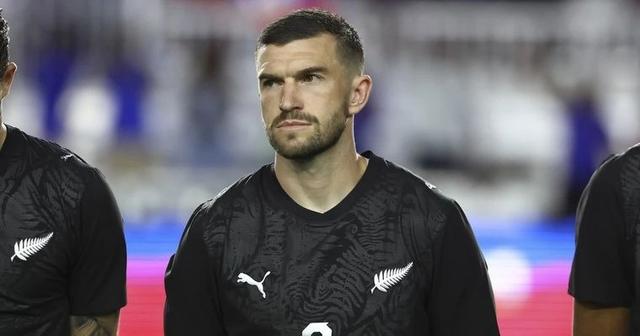 De la viralidad a la Liga Profesional: Deportivo Riestra sigue de cerca a Tim Payne