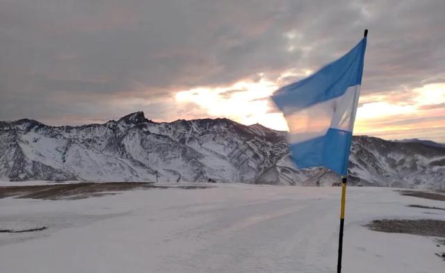 El alerta por nevadas se agrava: el SMN prevé nivel naranja para la cordillera sanjuanina