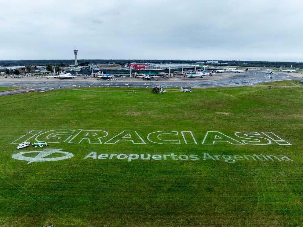 Ezeiza explotó de gente para recibir a la Selección tras la final del Mundial 2026