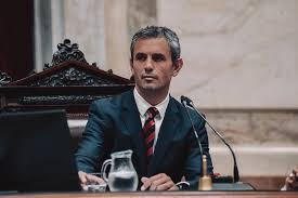 Menem descartó al Congreso para despedir al Indio Solari por falta de condiciones