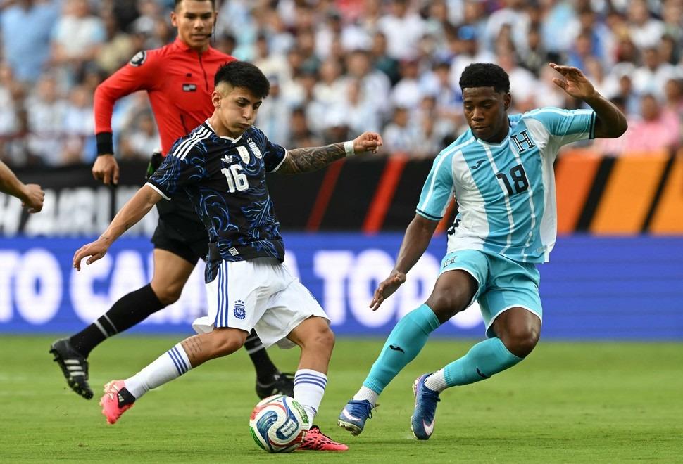 Argentina se impone ante Honduras con una formación alternativa