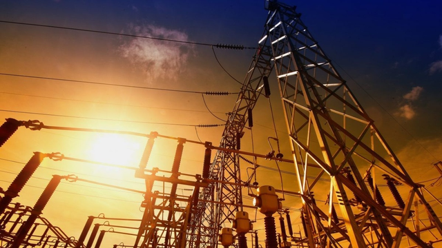 La industria paga la electricidad más cara en 30 años tras el cambio en el esquema energético