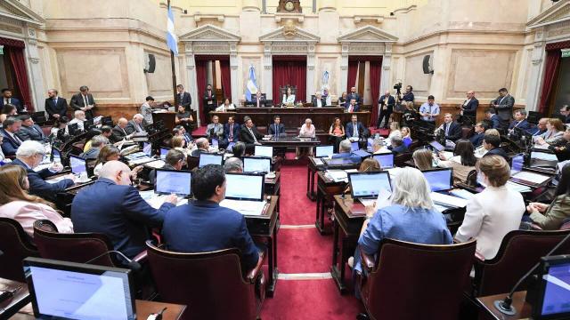 El Senado dio media sanción a la ley de Propiedad Privada tras retirar los capítulos más polémicos