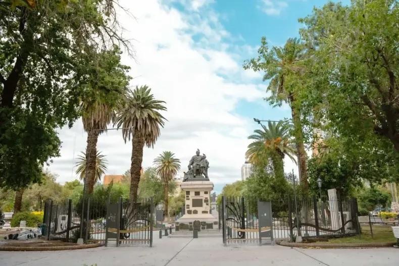 Arranca helado, pero la tarde afloja: así viene el domingo en San Juan