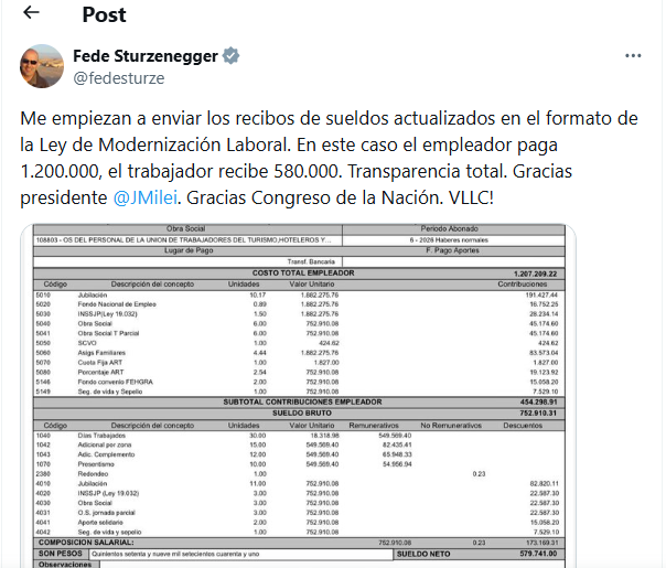 Sturzenegger celebró un recibo de $580.000 y quedó en el centro de las críticas