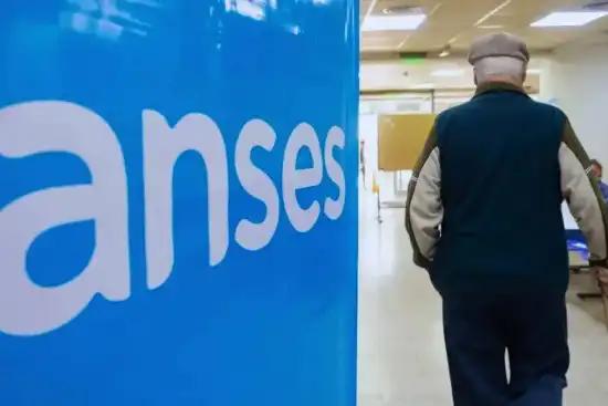 La Anses recordó desde qué edad se puede pedir la jubilación y qué papeles hacen falta