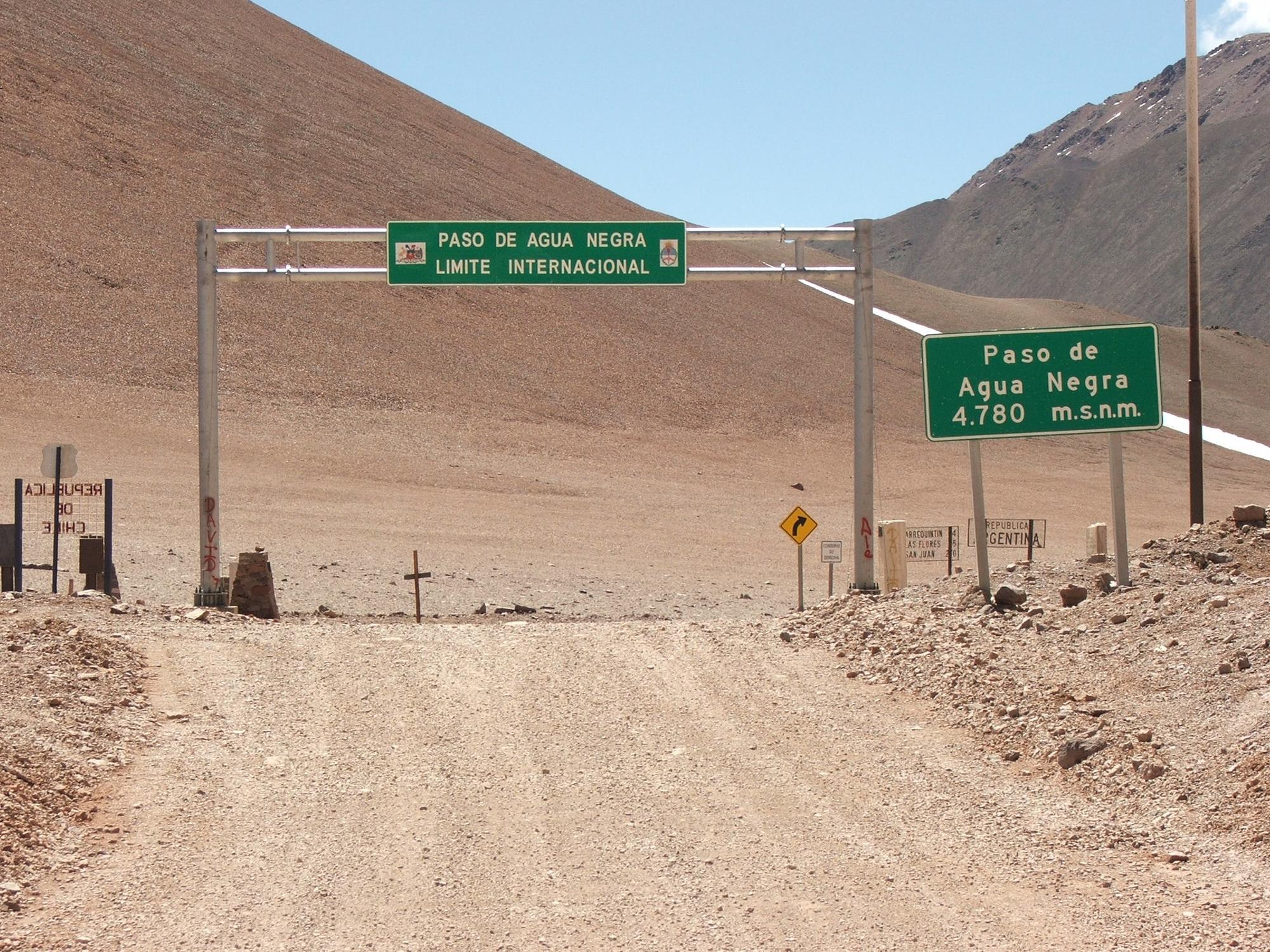 Suspenden el paso de Agua Negra por el temporal en alta montaña