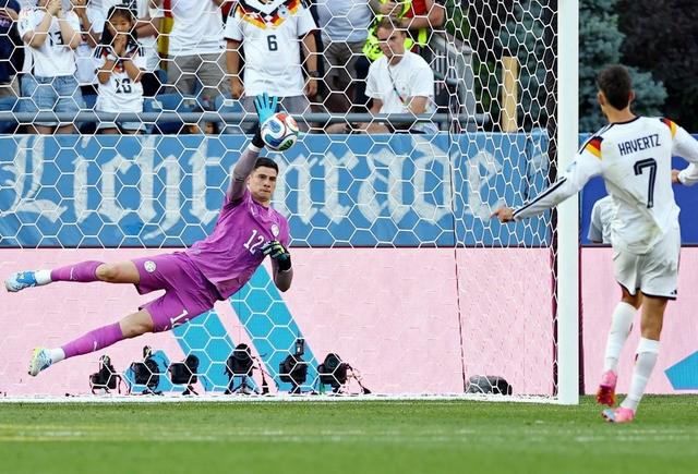 Paraguay eliminó a Alemania por penales y regresó a octavos tras 16 años