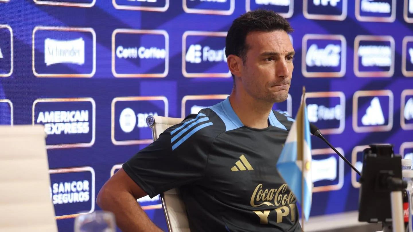 Scaloni movió la lista y dejó 55 nombres en carrera para el Mundial 2026
